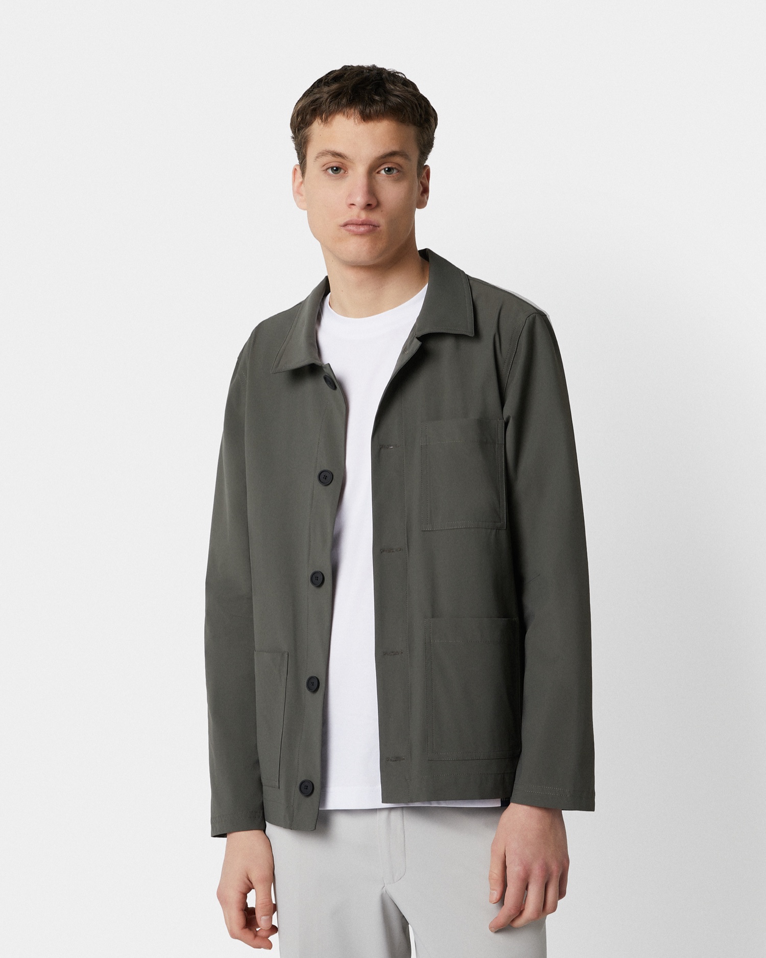 Warehouse Studio — Miguel Bellido SS26, frontal ecommerce